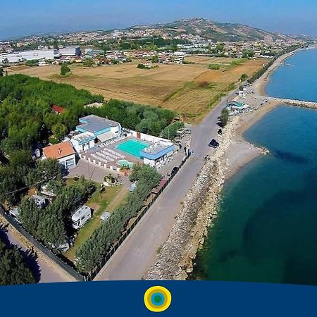 Club Del Sole Roseto Degli Abruzzi Easy Camping Village Екстериор снимка
