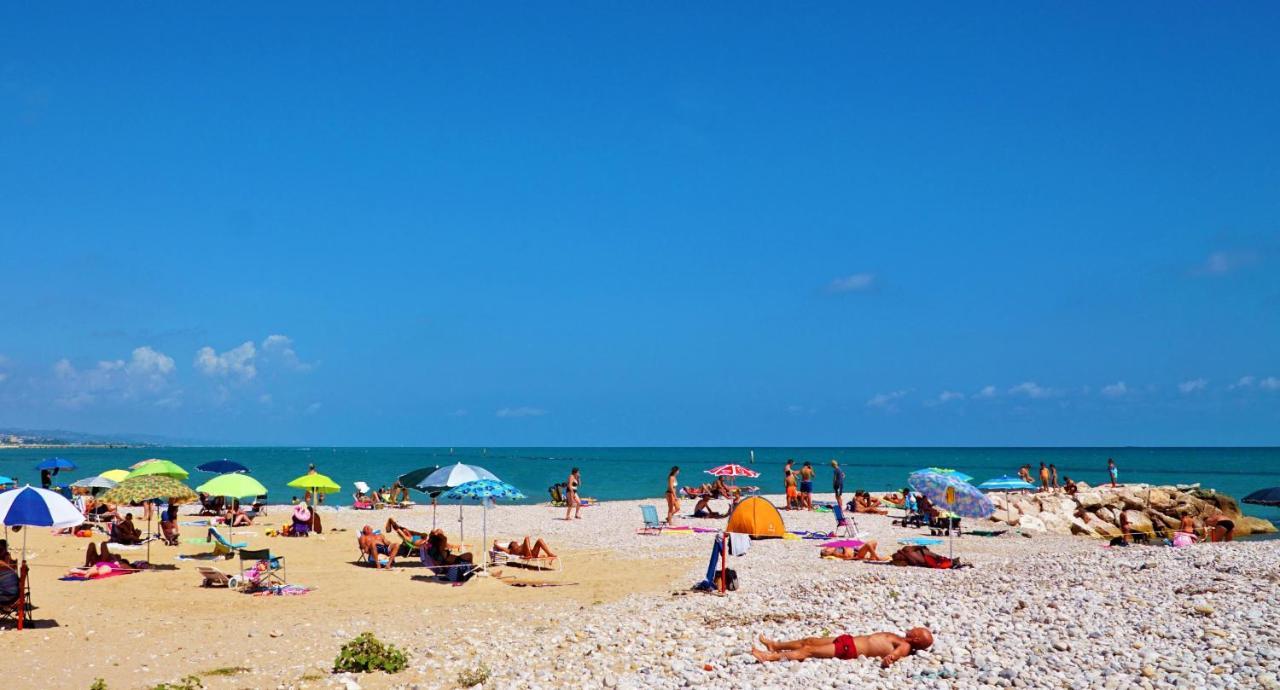 Club Del Sole Roseto Degli Abruzzi Easy Camping Village Екстериор снимка